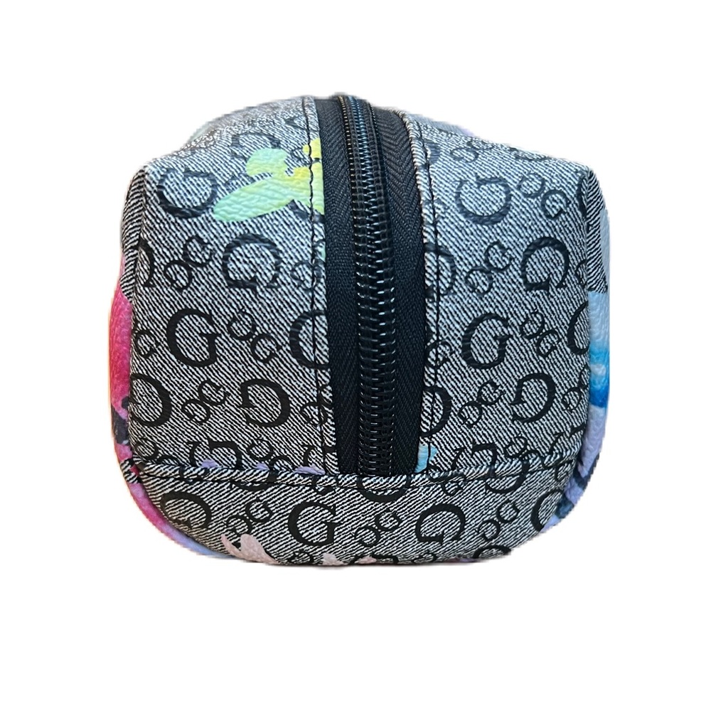 GUESS Cosmetic bag - Picture 5 of 9